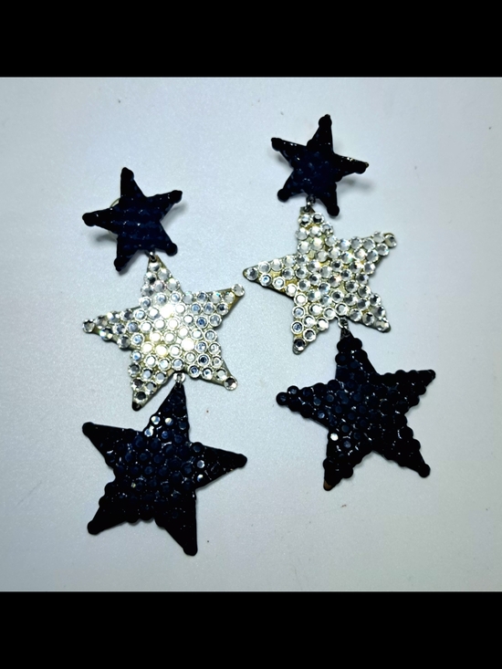 Source Unknown Jewelry - 1970's Vintage Star Dangle Earrings in Black and Silver